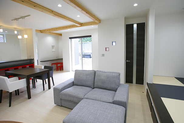 主役は女性。ママの声をカタチにしたCourt House